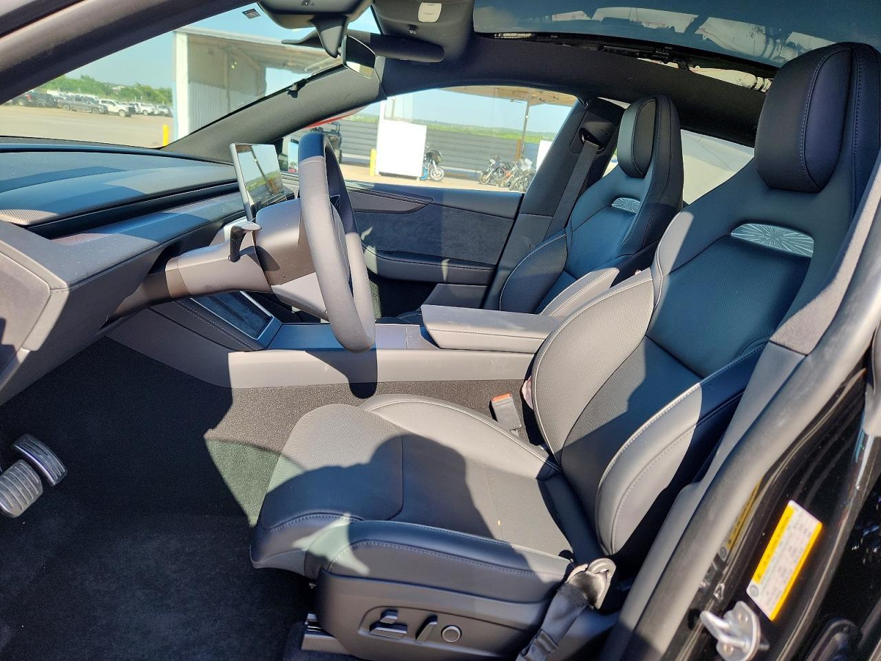 2026 Tesla Model Y - Фото 7
