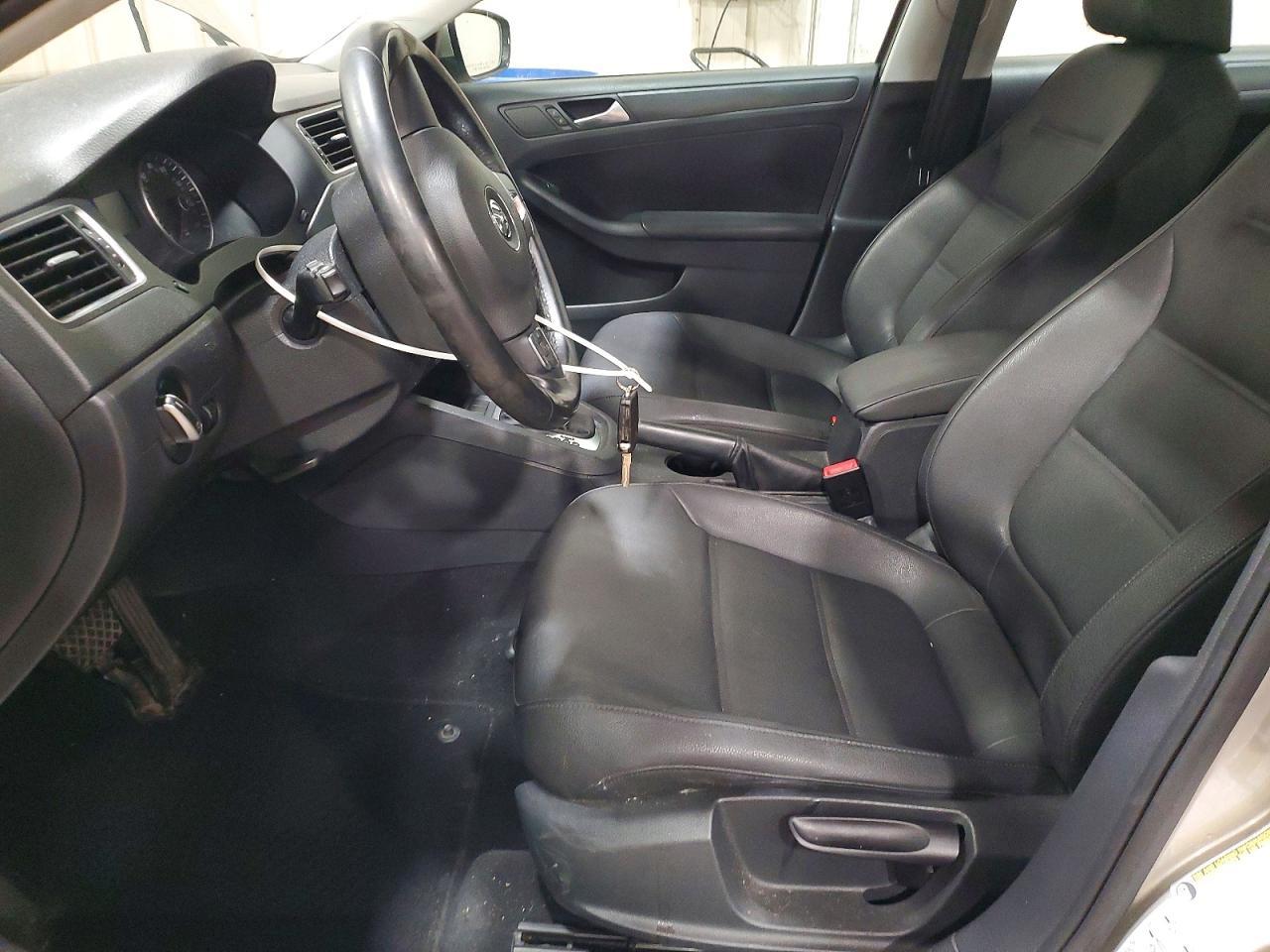2012 Volkswagen Jetta Se - Image 7