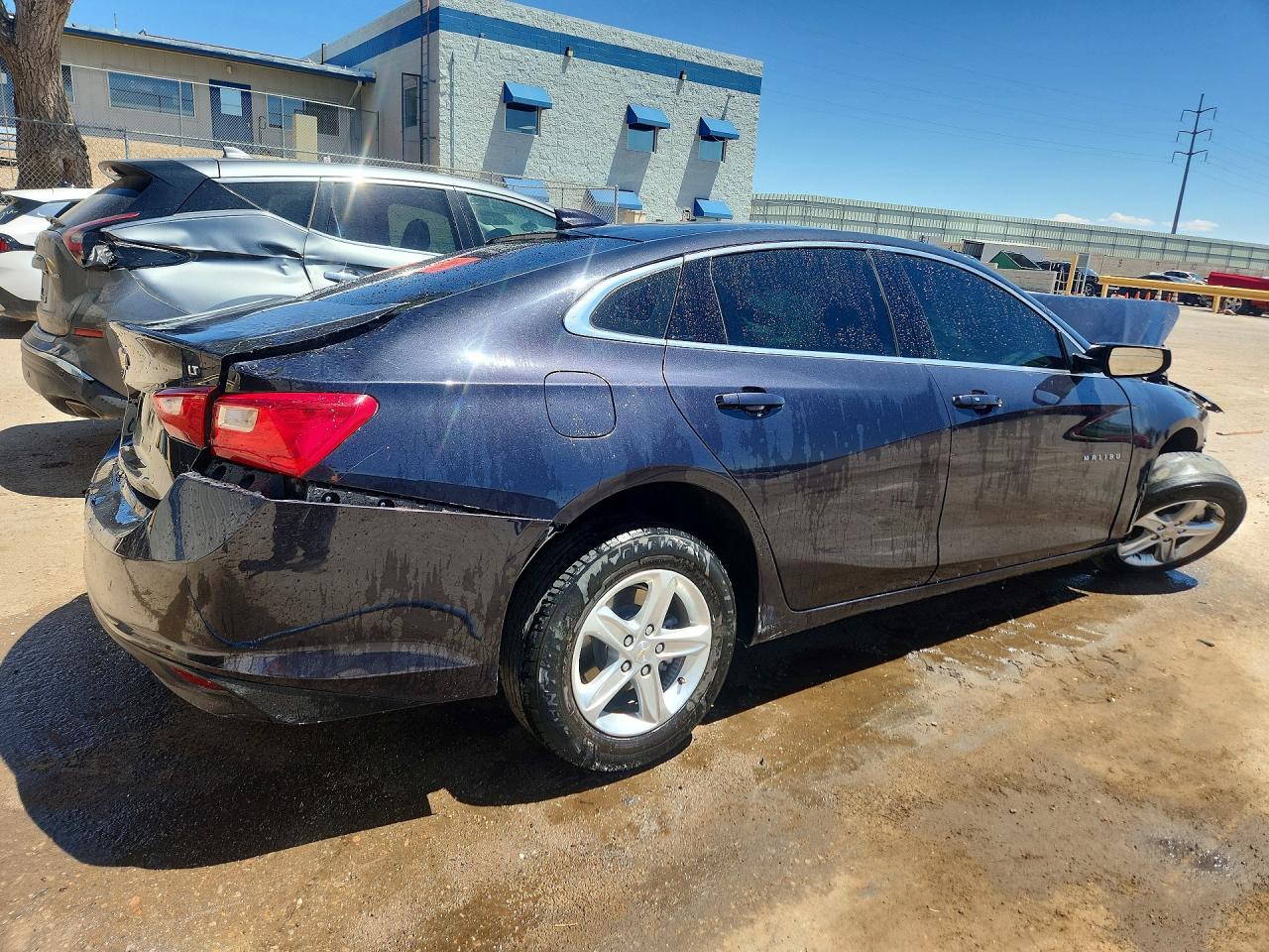 2023 Chevrolet Malibu Lt - Фото 3