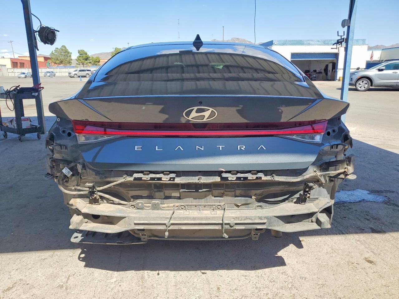 2024 Hyundai Elantra Sel - Фото 6