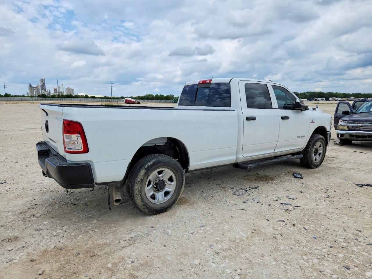 2020 Ram 3500 Tradesman - Фото 3