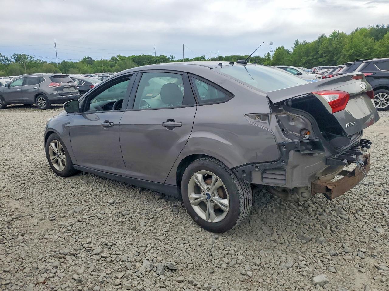 2014 Ford Focus Se - Image 2