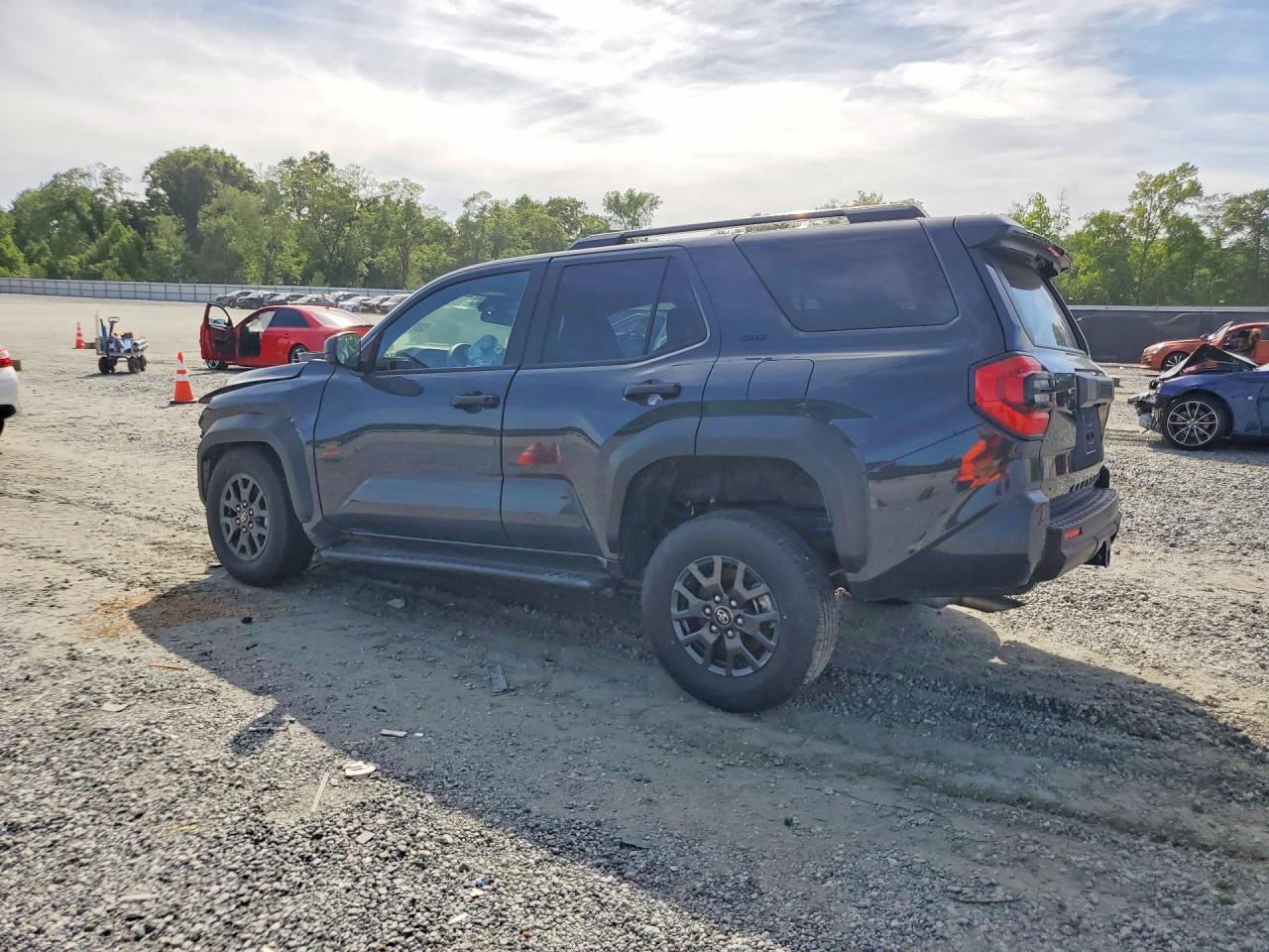 2025 Toyota 4Runner Sr5 - Фото 2
