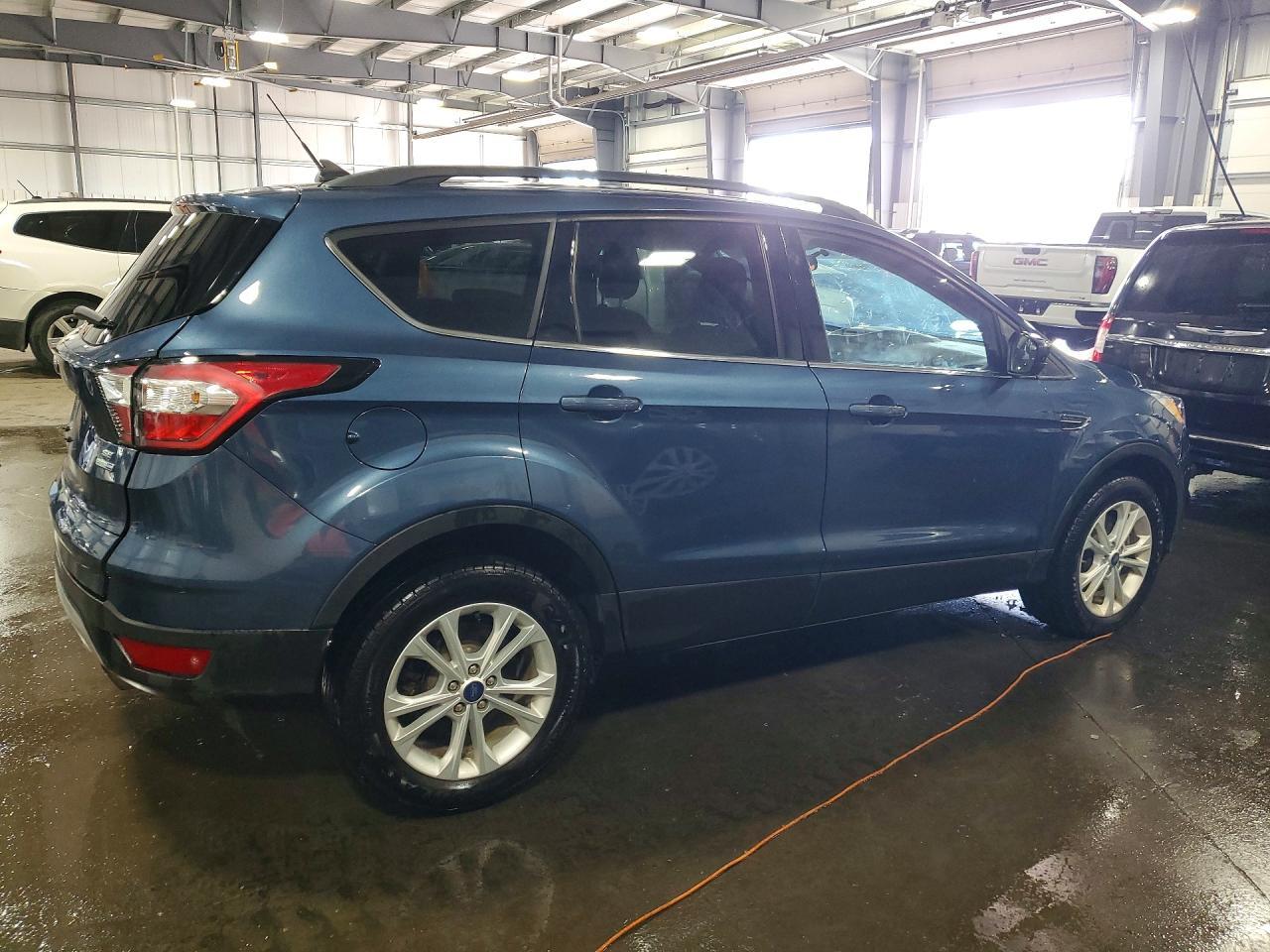 2018 Ford Escape Se - Фото 3