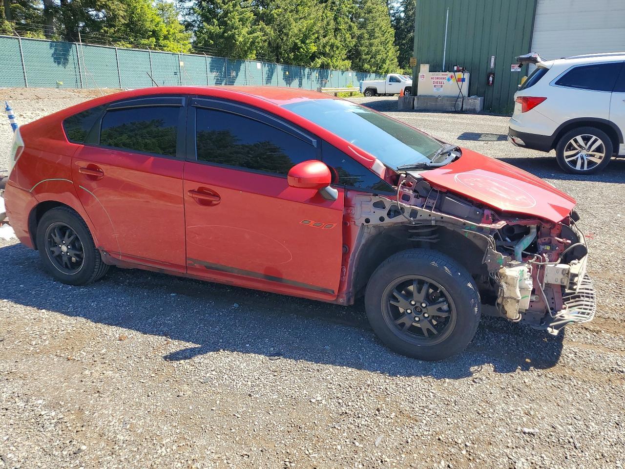 2014 Toyota Prius Two - Image 4