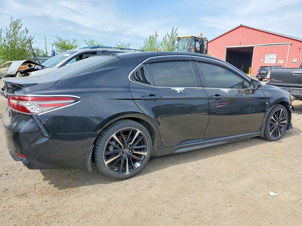 2018 Toyota Camry Xse - Фото 3