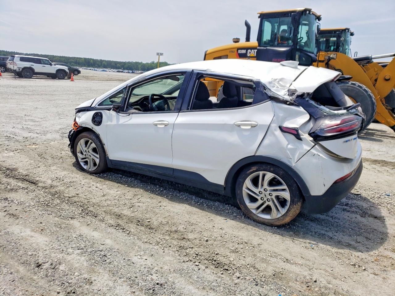2023 Chevrolet Bolt Ev - Image 2