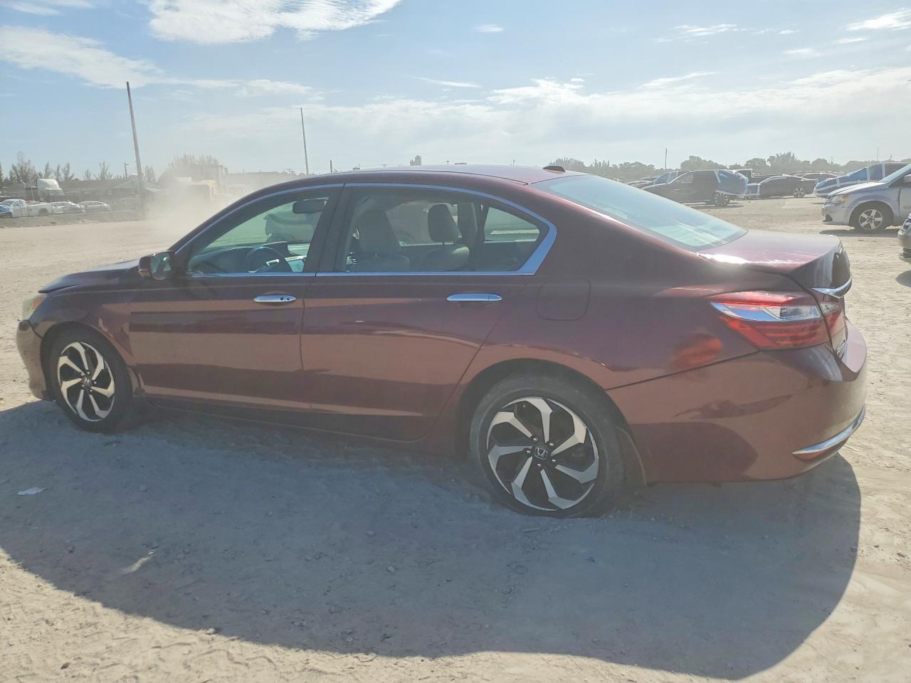 2016 Honda Accord Exl - Image 2