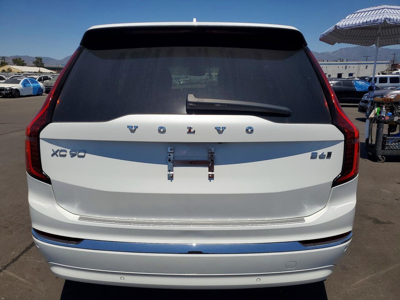 2025 Volvo Xc90 Plus - Image 6