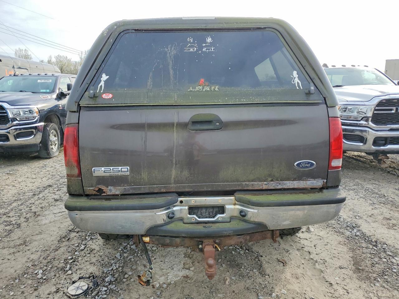 2005 Ford F250 Super Duty - Image 6