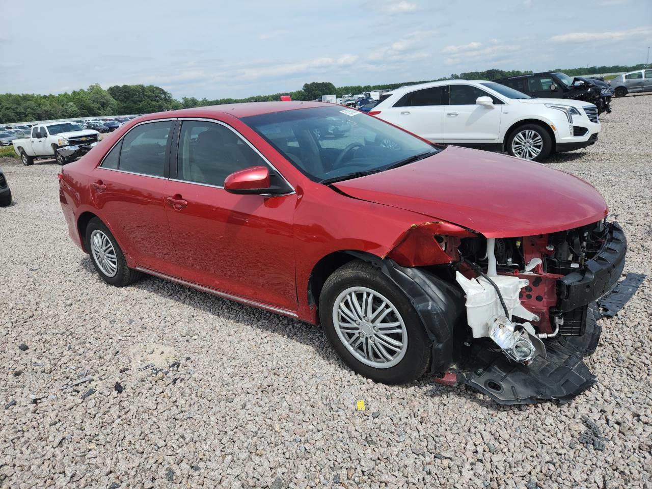 2012 Toyota Camry Le - Фото 4