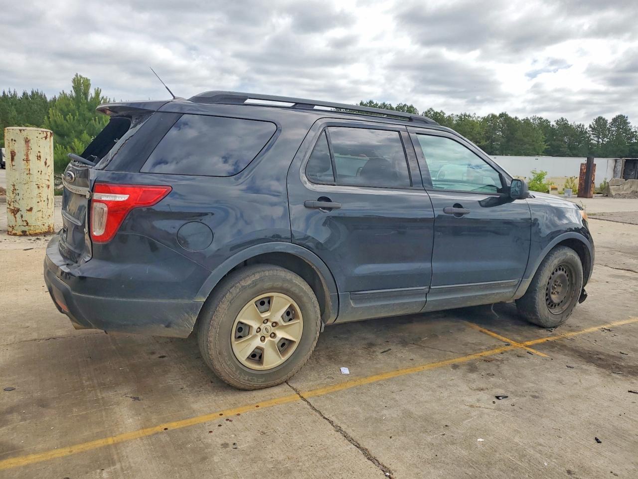 2013 Ford Explorer - Фото 3