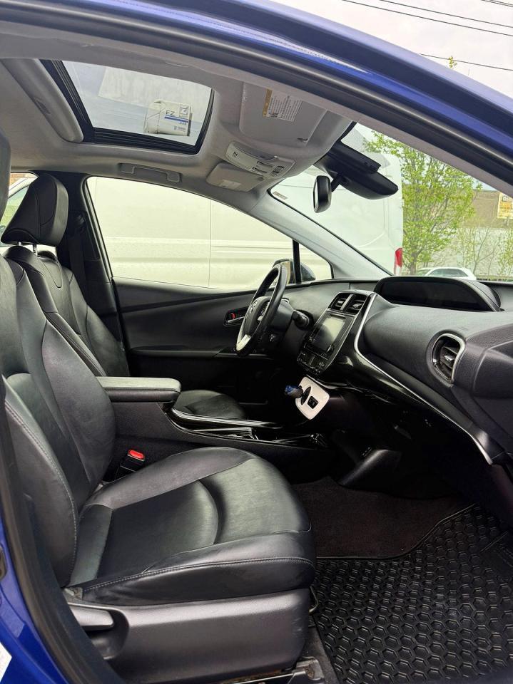 2017 Toyota Prius Two Eco - Фото 5