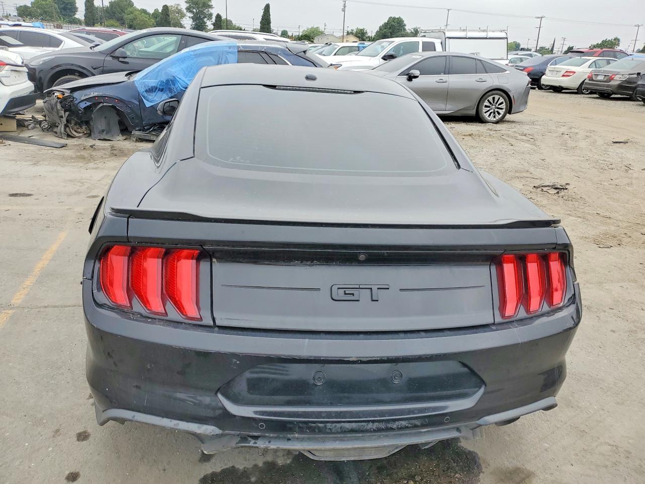 2020 Ford Mustang Gt - Фото 6