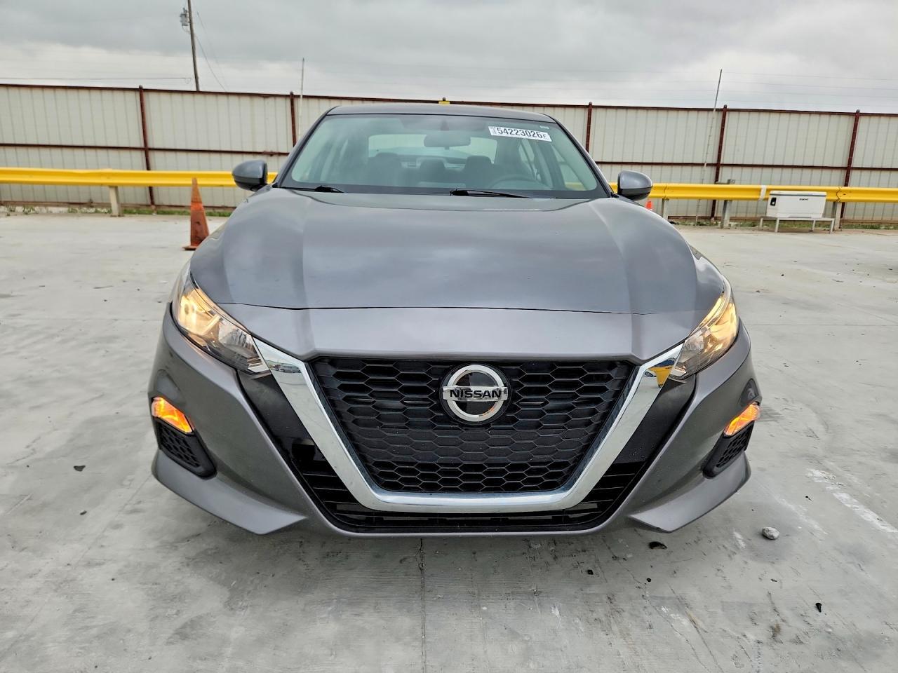 2020 Nissan Altima S - Фото 5