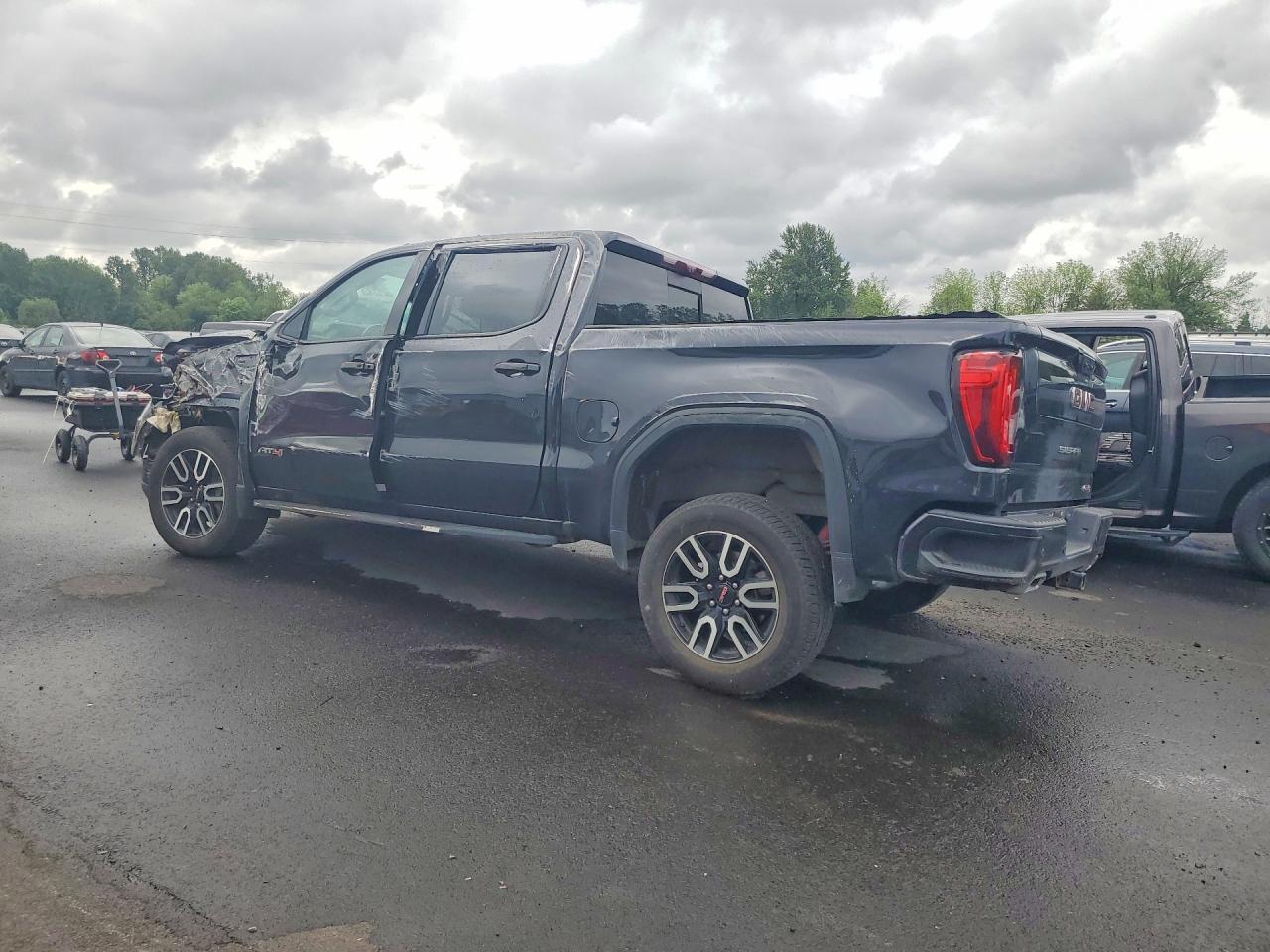 2023 GMC Sierra K1500 At4 - Фото 2