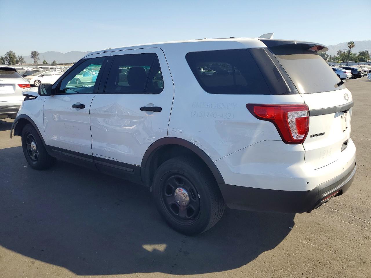 2016 Ford Explorer Police Interceptor - Фото 2