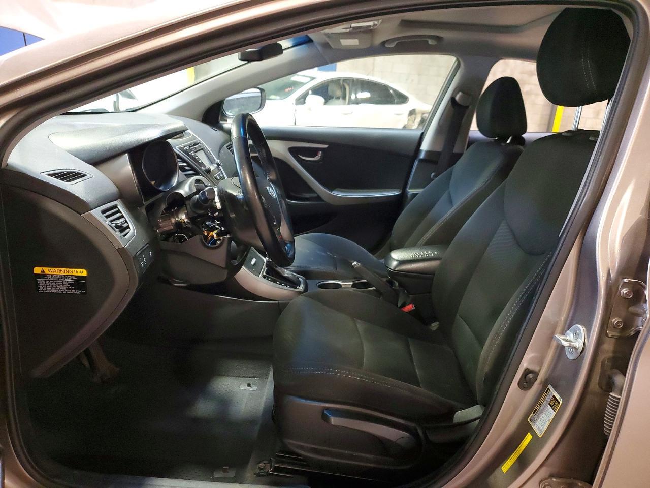 2015 Hyundai Elantra Se - Фото 7