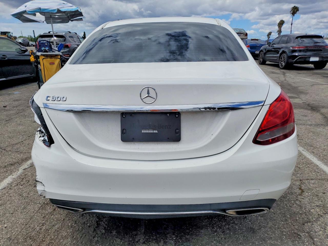 2017 Mercedes-Benz C 300 - Image 6