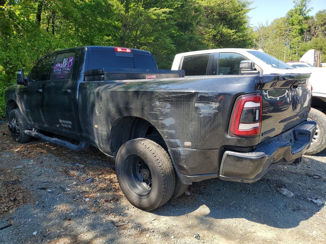 2024 Ram 3500 Laramie - Фото 2