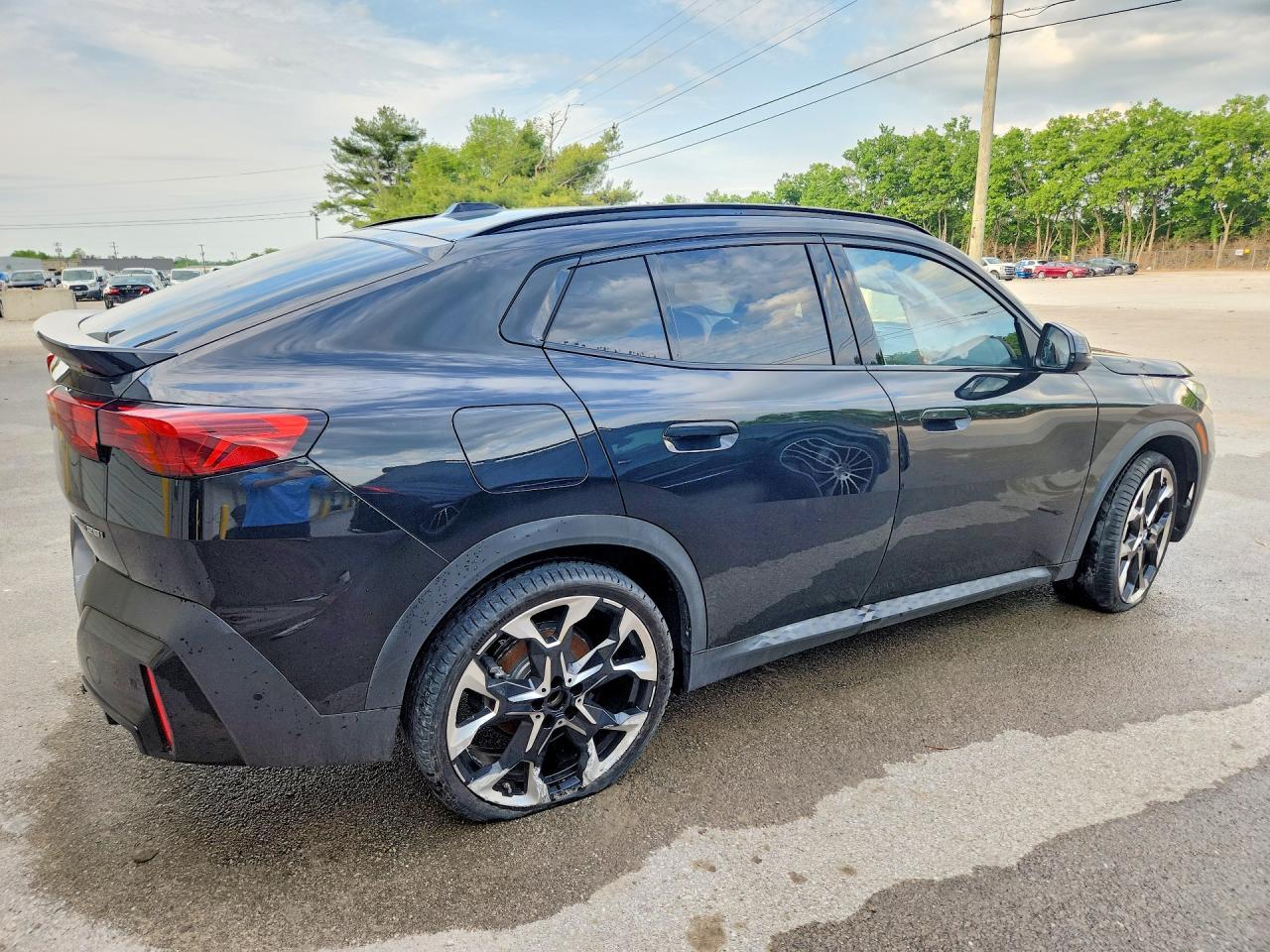 2025 BMW X2 xDrive28I - Image 3