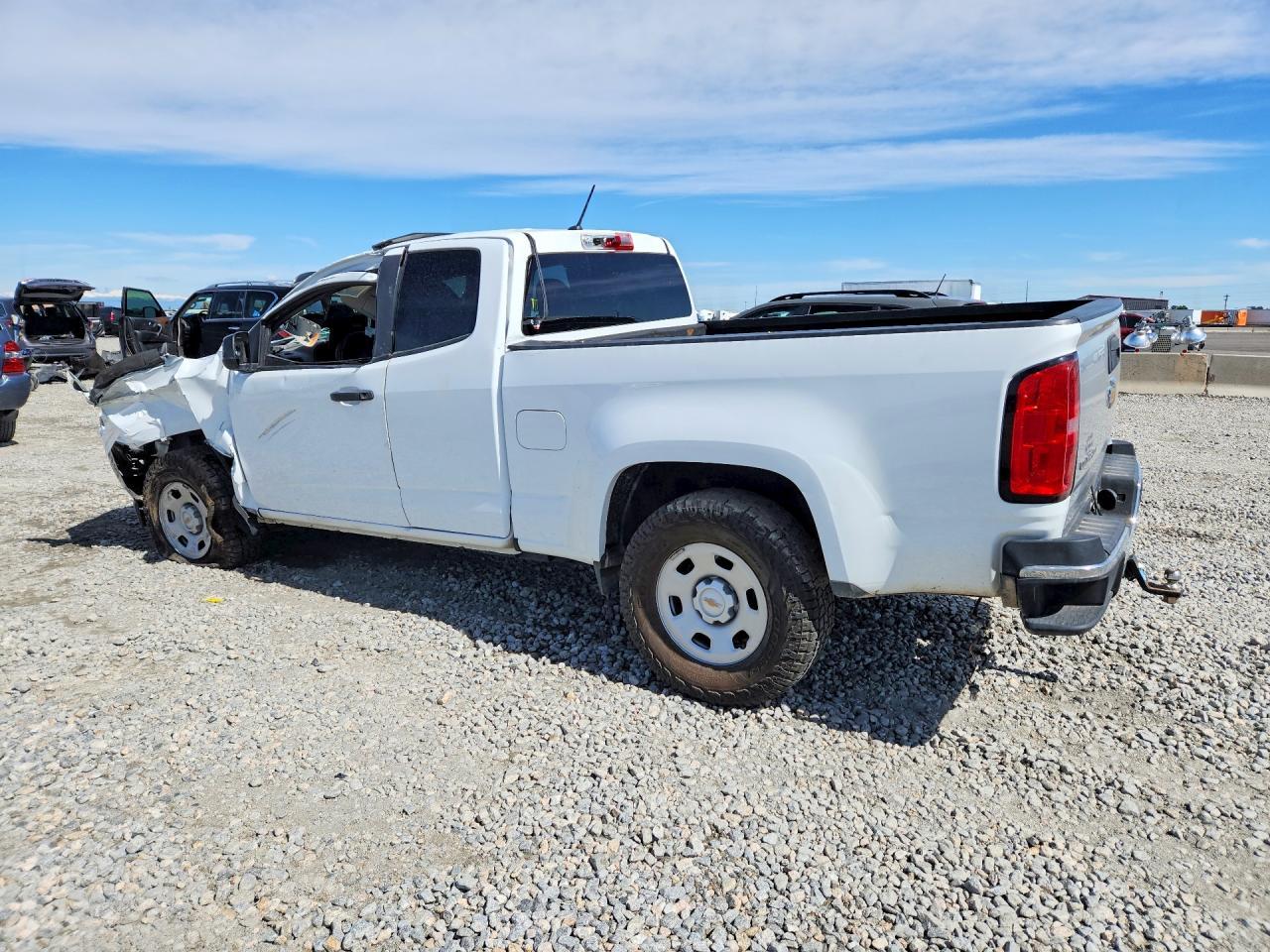 2018 Chevrolet Colorado - Фото 2