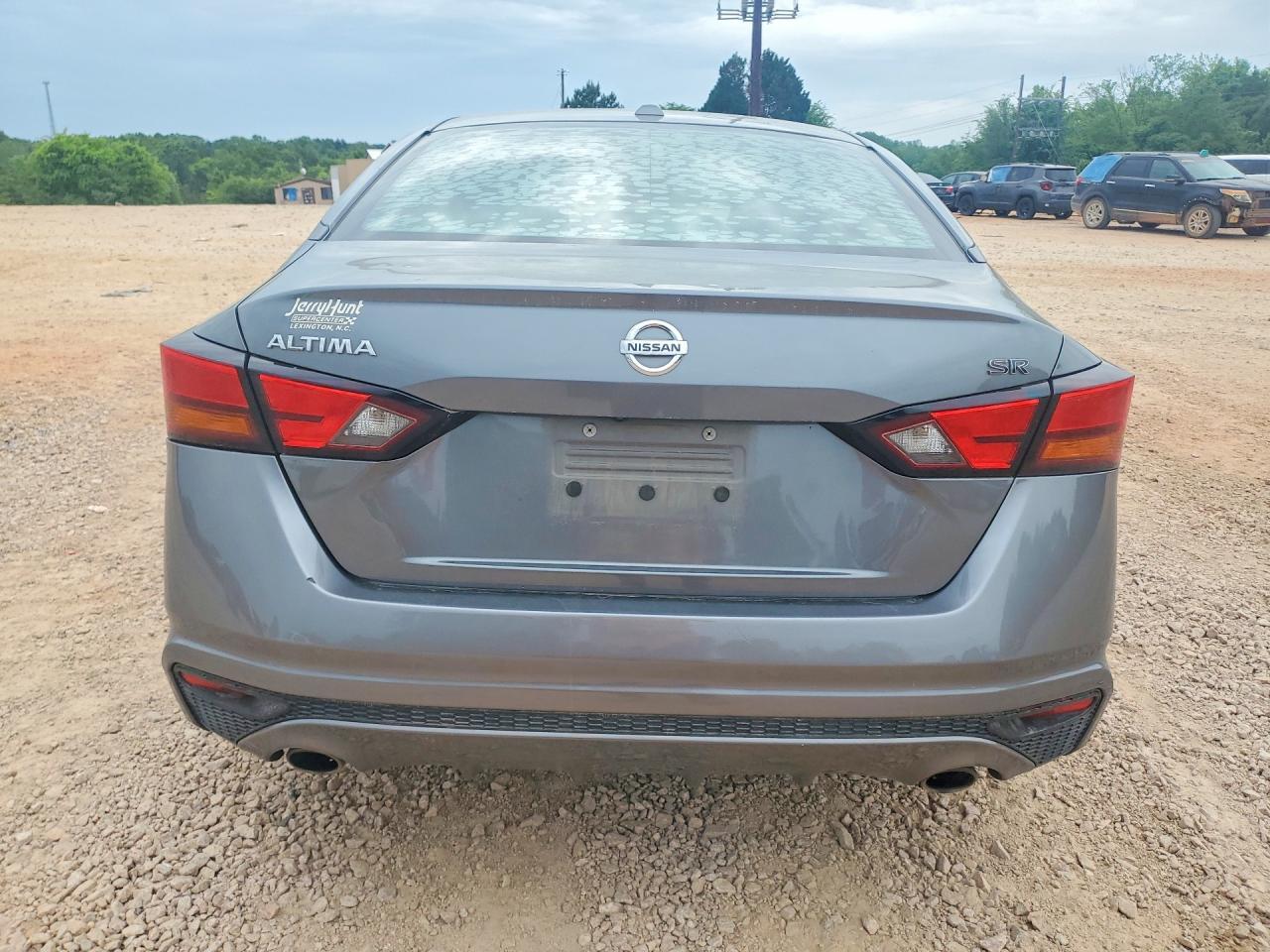 2019 Nissan Altima Sr - Image 6