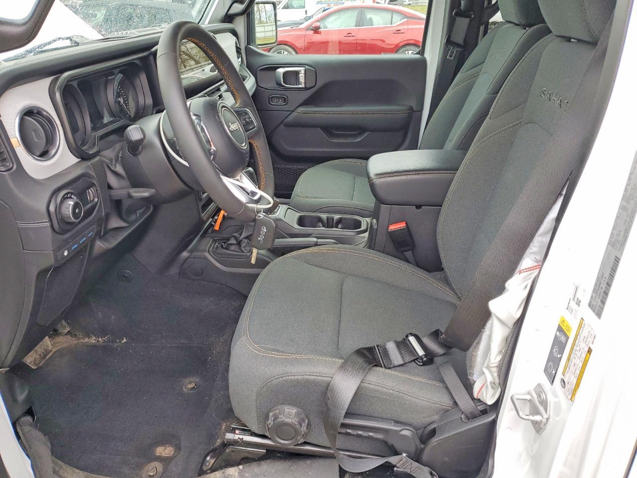 2024 Jeep Wrangler Sahara 4Xe - Фото 7