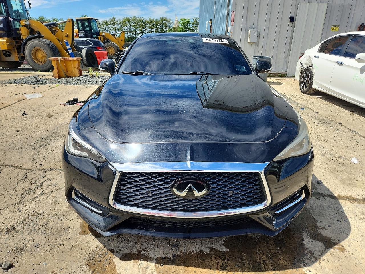 2019 Infiniti Q60 Red Sport 400 - Image 5
