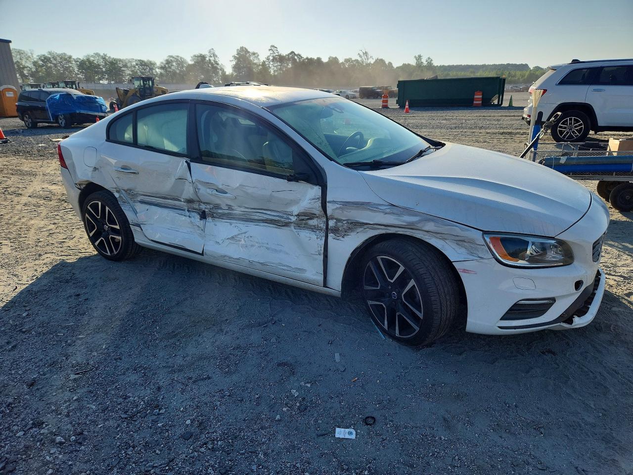 2017 Volvo S60 - Image 4