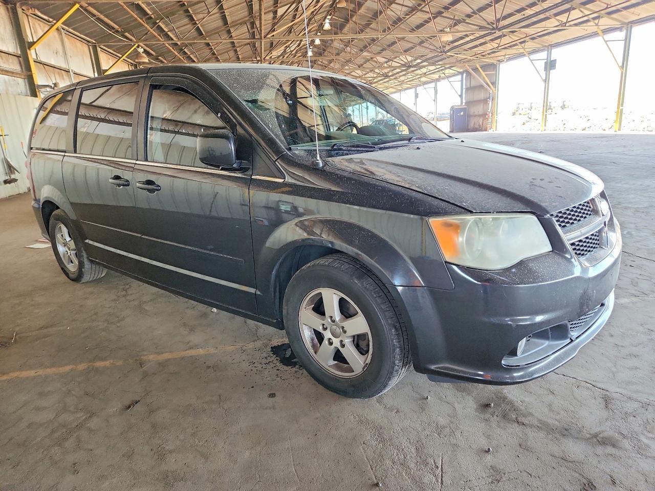 2012 Dodge Grand Caravan Crew - Image 4