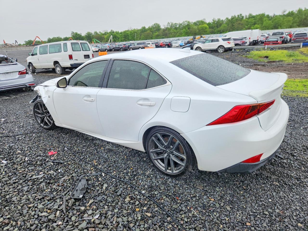 2017 Lexus Is 300 - Фото 2