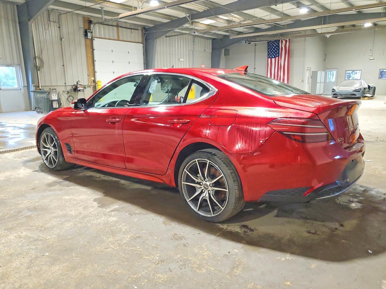 2023 Genesis G70 2.0T - Фото 2
