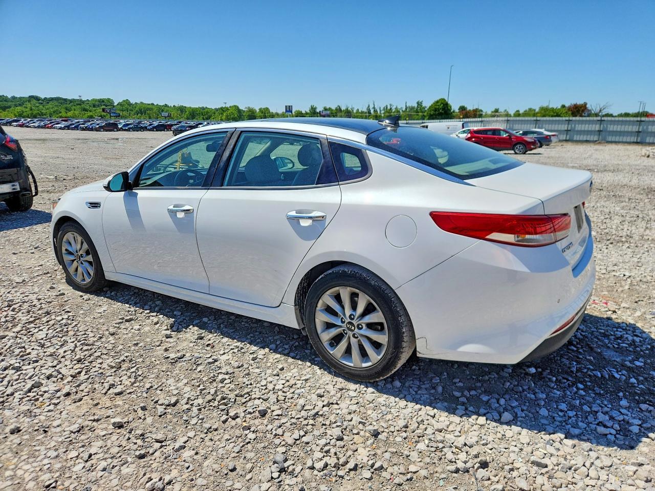 2016 Kia Optima Ex - Фото 2