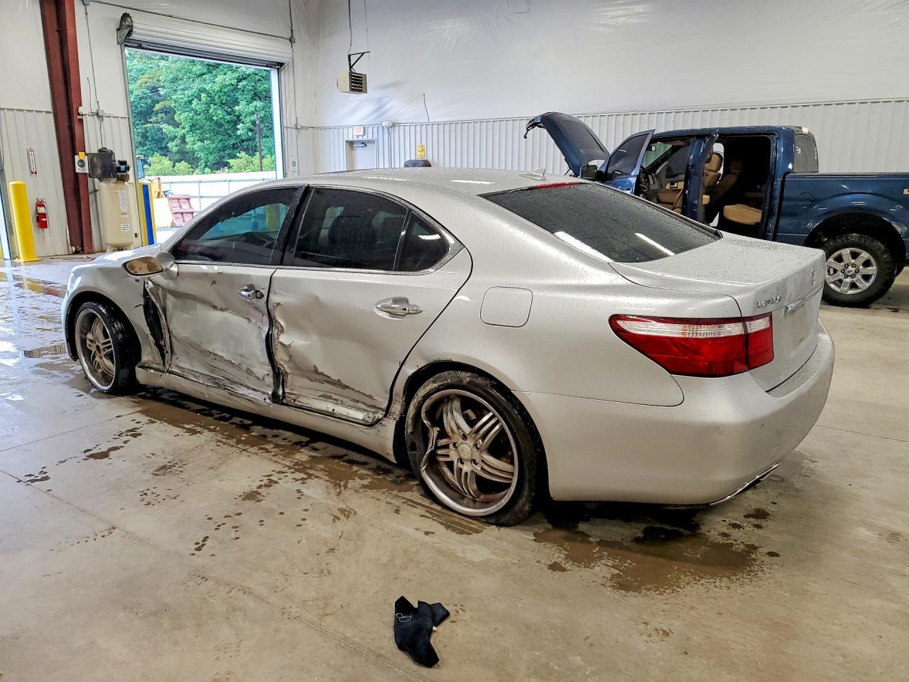 2008 Lexus Ls 460 - Фото 2