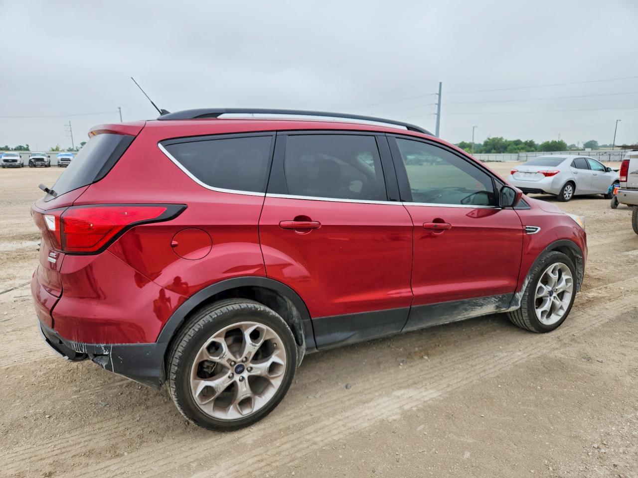 2019 Ford Escape Sel - Фото 3