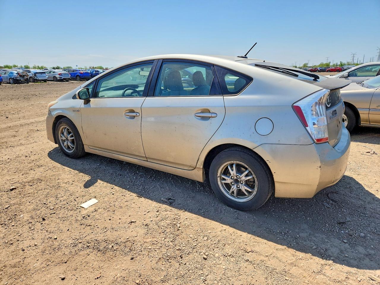 2010 Toyota Prius Iii - Фото 2
