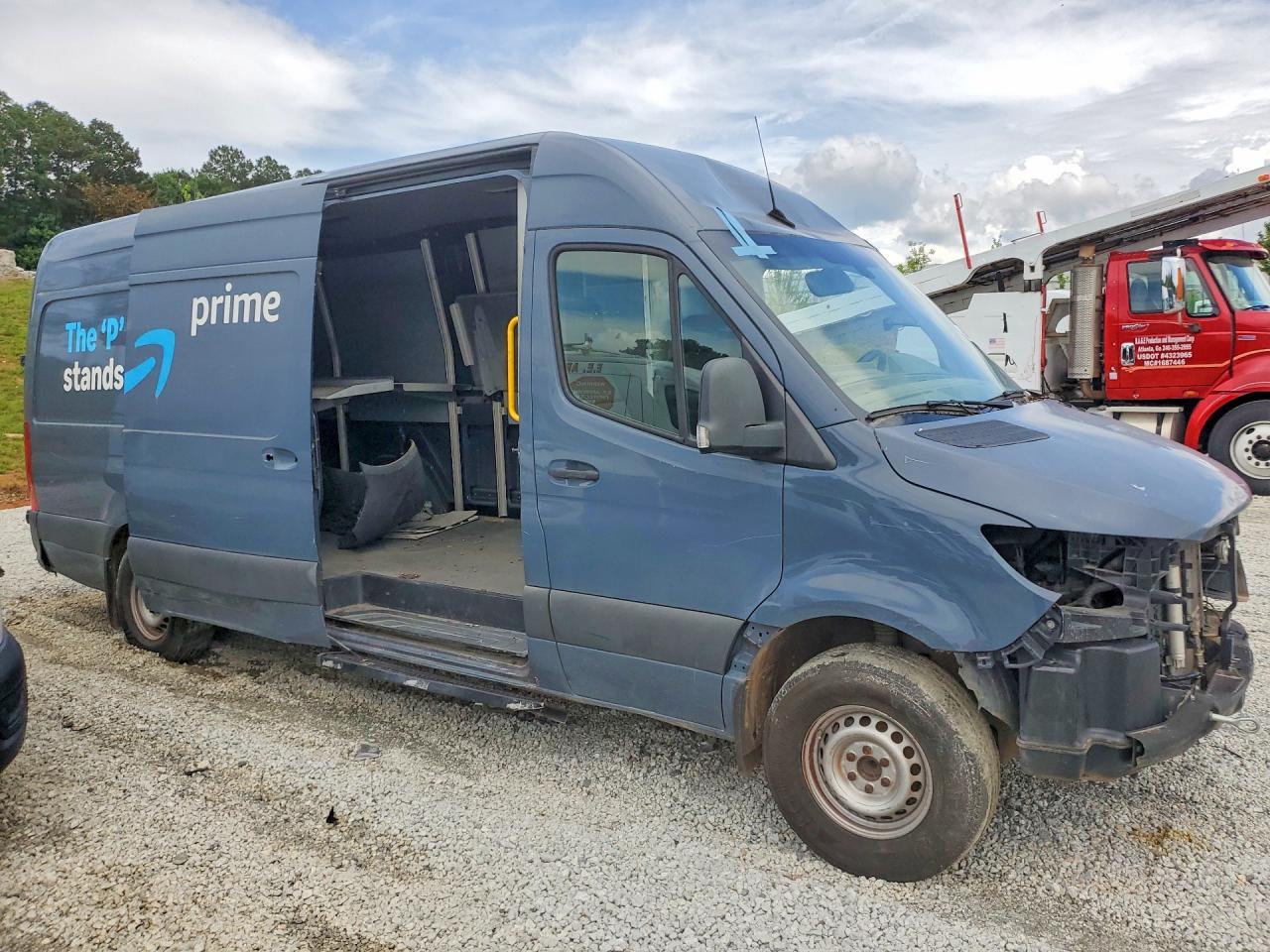 2019 Mercedes Benz Sprinter 2500 Delivery Van - Фото 4