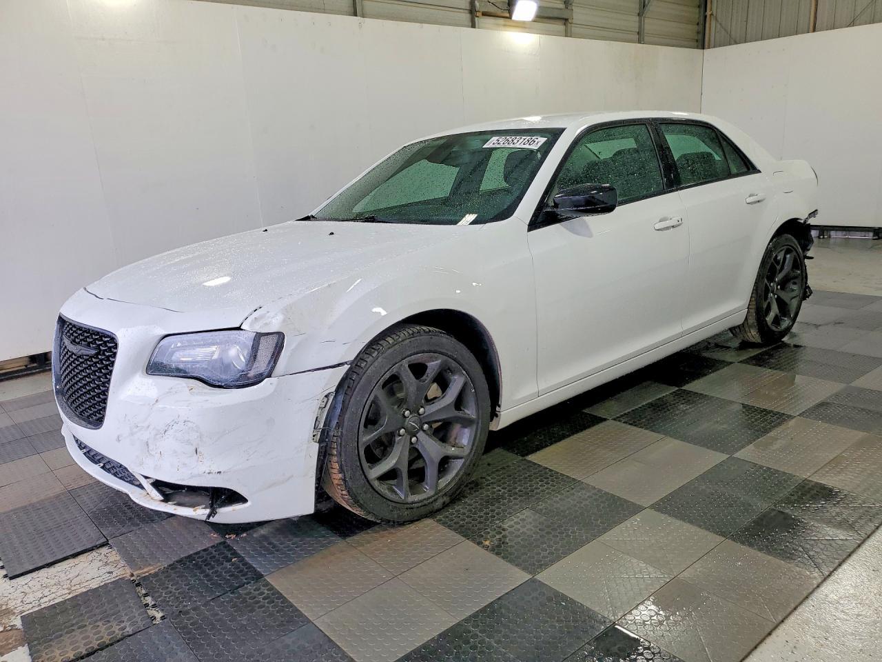 2021 Chrysler 300 Touring