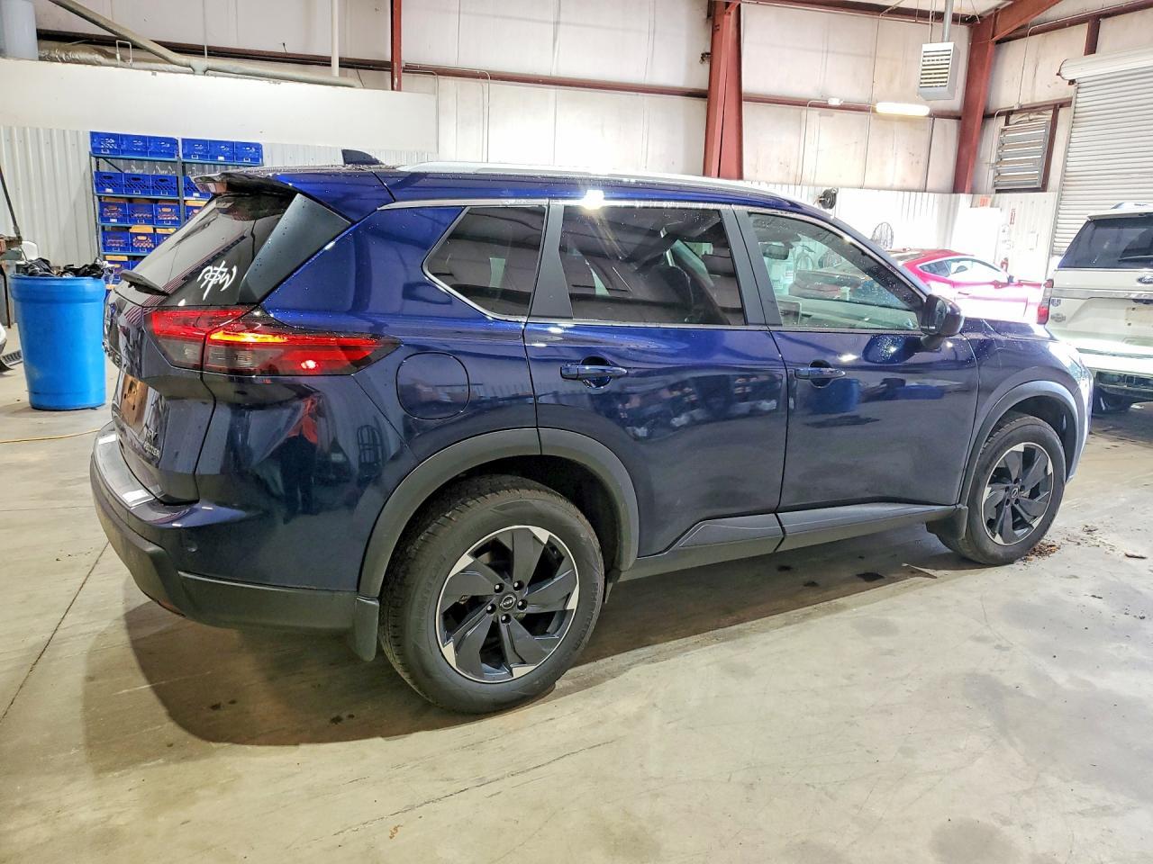 2024 Nissan Rogue - Image 3
