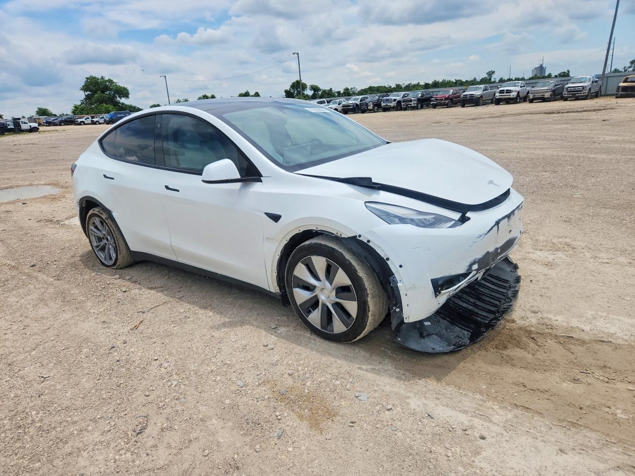 2021 Tesla Model Y Awd - Image 4