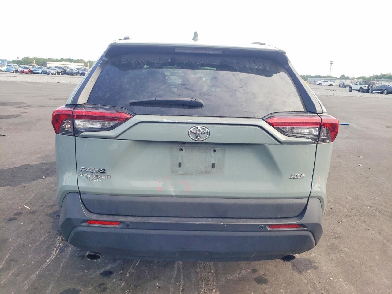 2022 Toyota Rav4 Xle - Фото 6