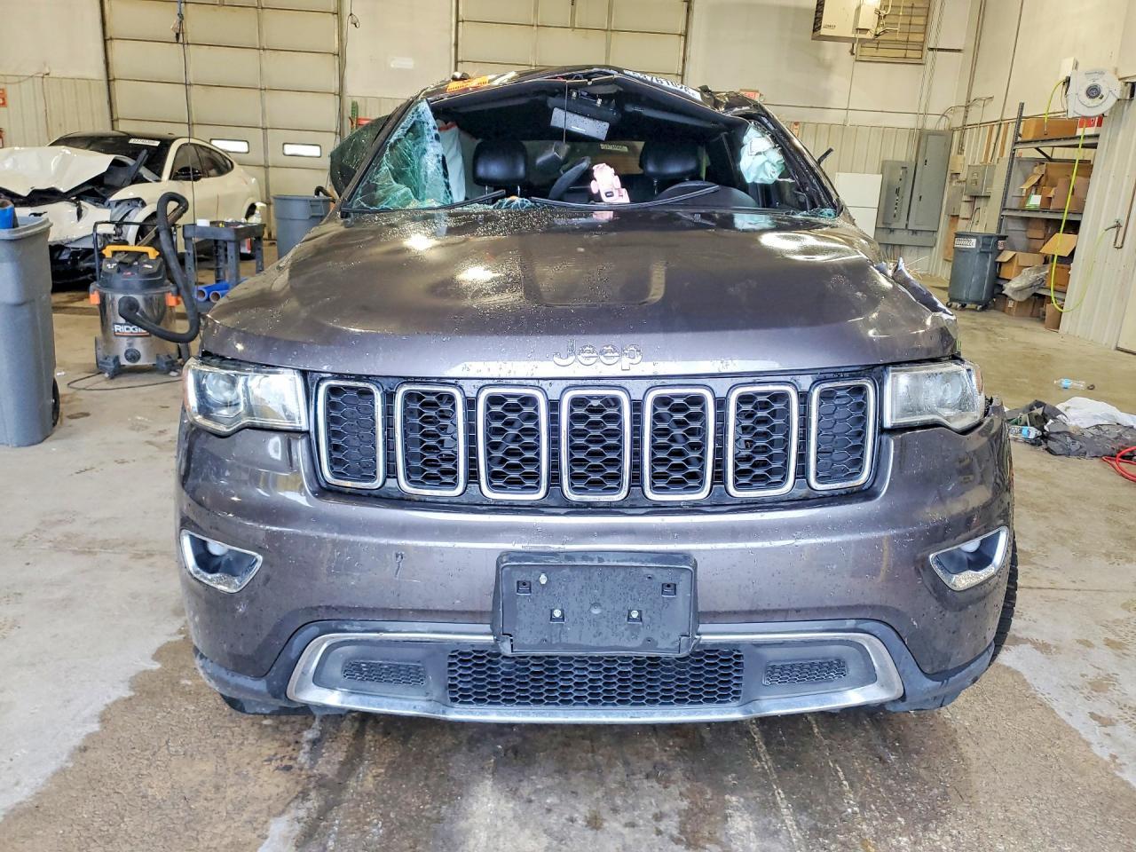 2019 Jeep Grand Cherokee Limited - Image 5