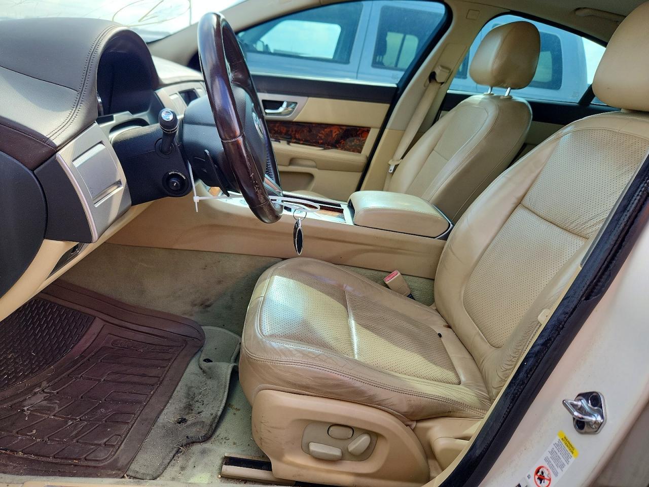 2009 Jaguar Xf Premium Luxury - Фото 7