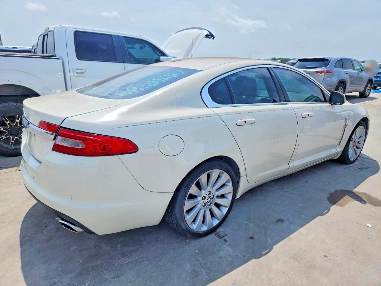 2009 Jaguar Xf Premium Luxury - Фото 3