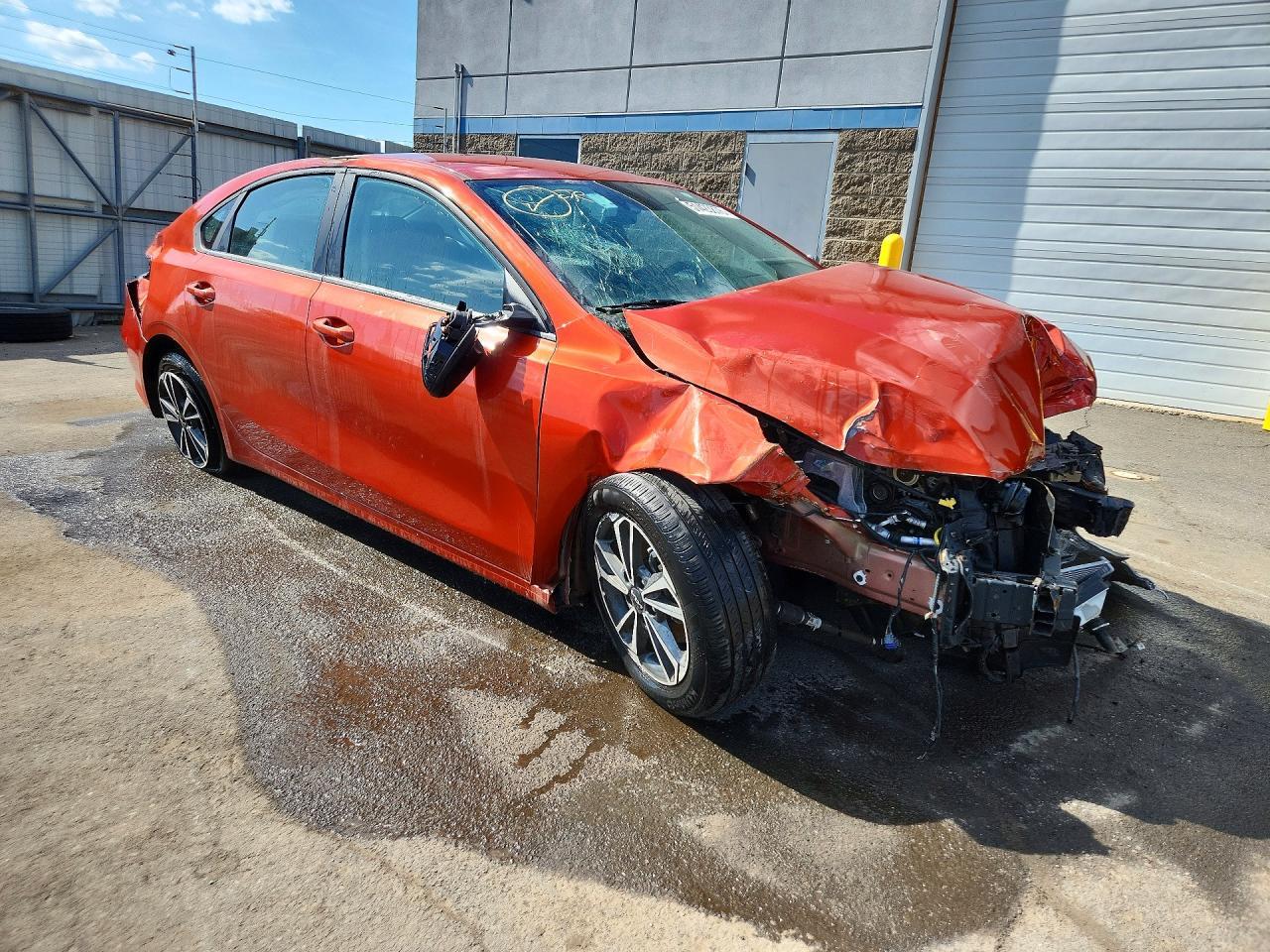 2024 Kia Forte Lxs - Image 4