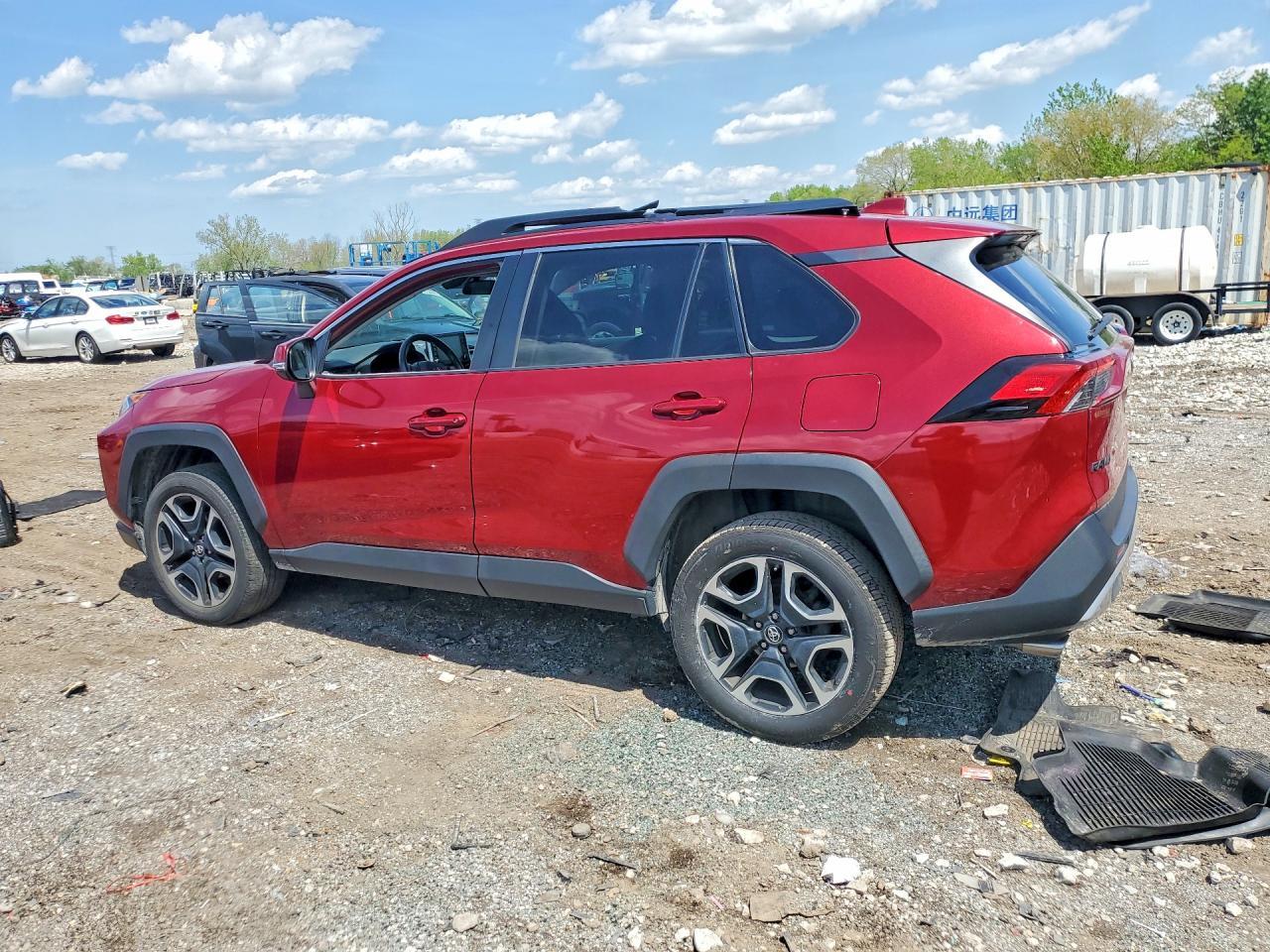 2019 Toyota Rav4 Adventure - Фото 2