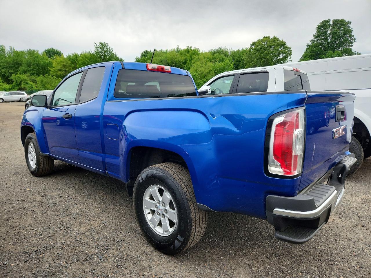2020 GMC Canyon - Image 2