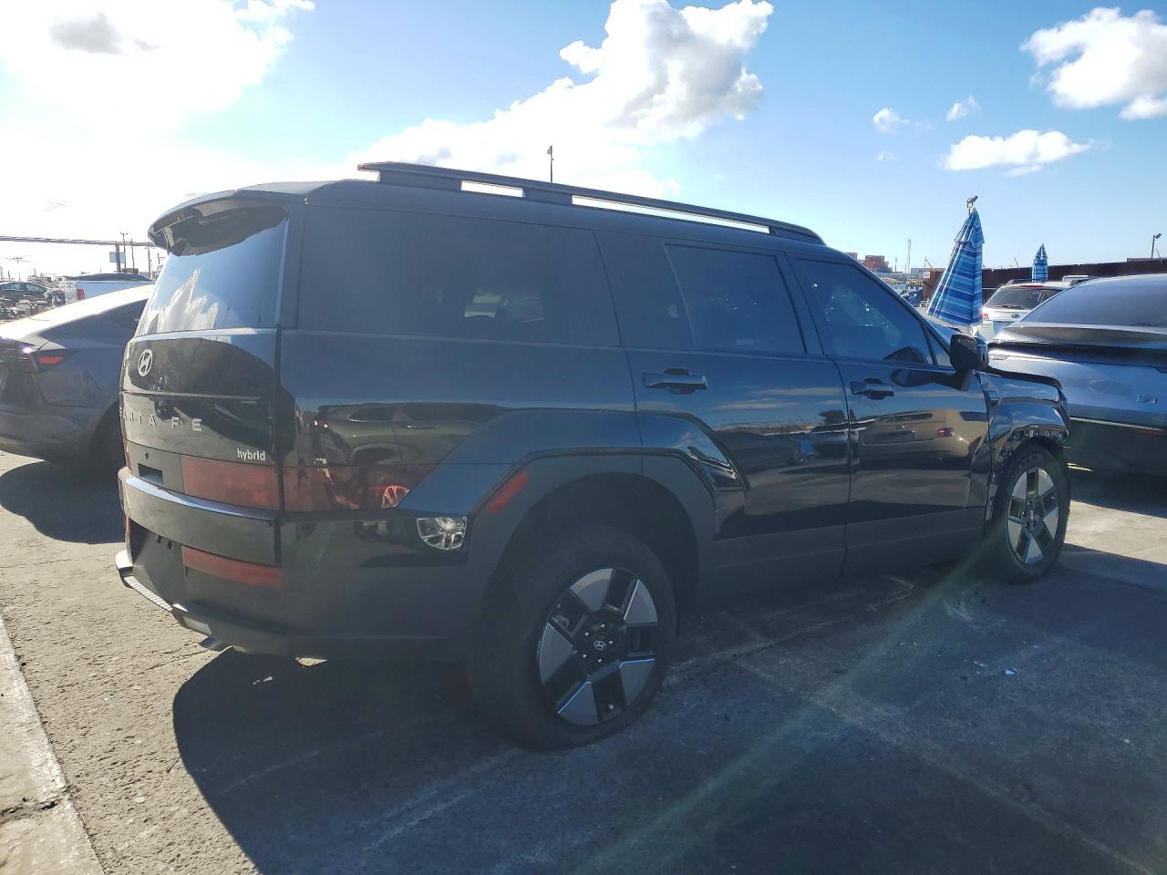 2025 Hyundai Santa Fe Sel - Image 3