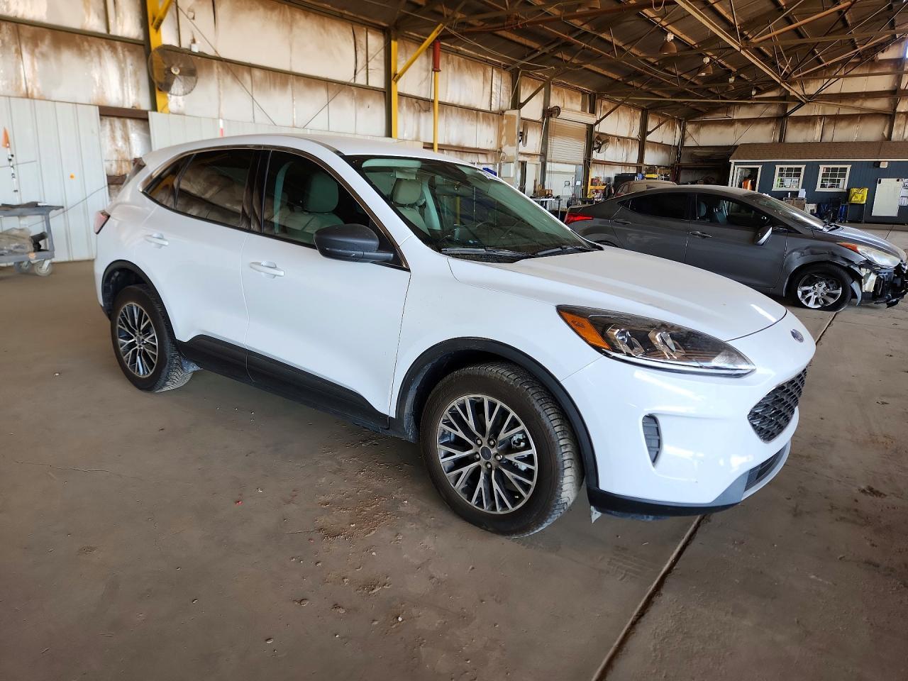 2022 Ford Escape Se - Image 4